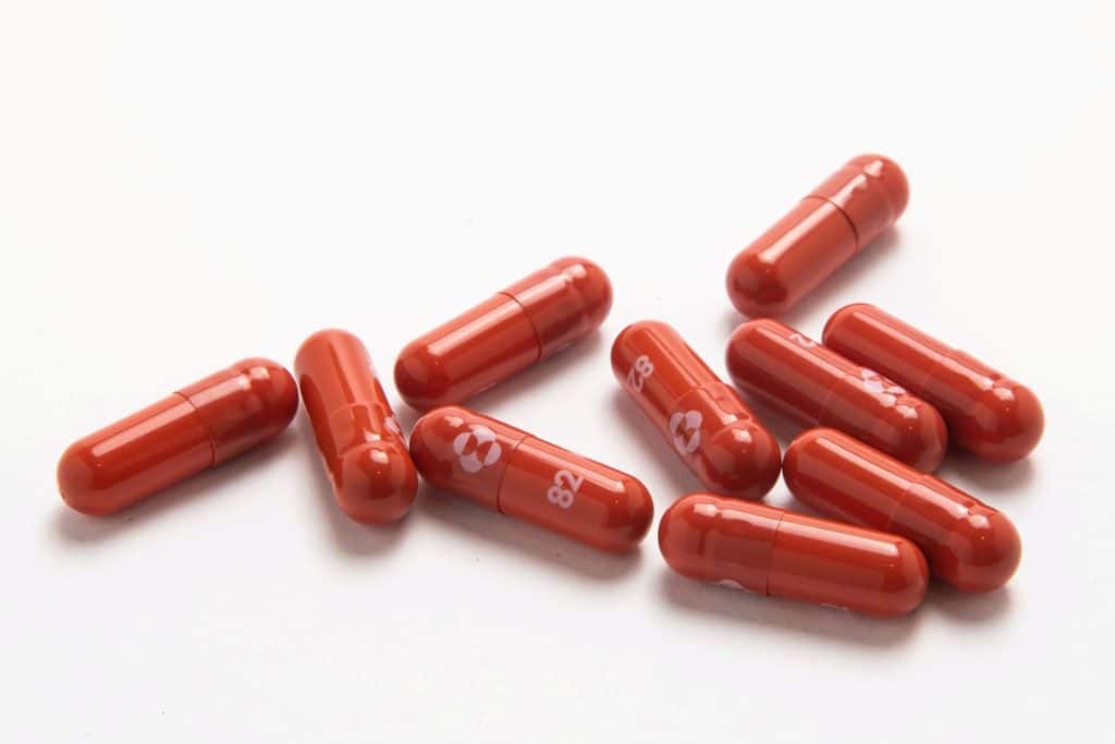 Two new Covid pills introduced by American pharmaceutical companies