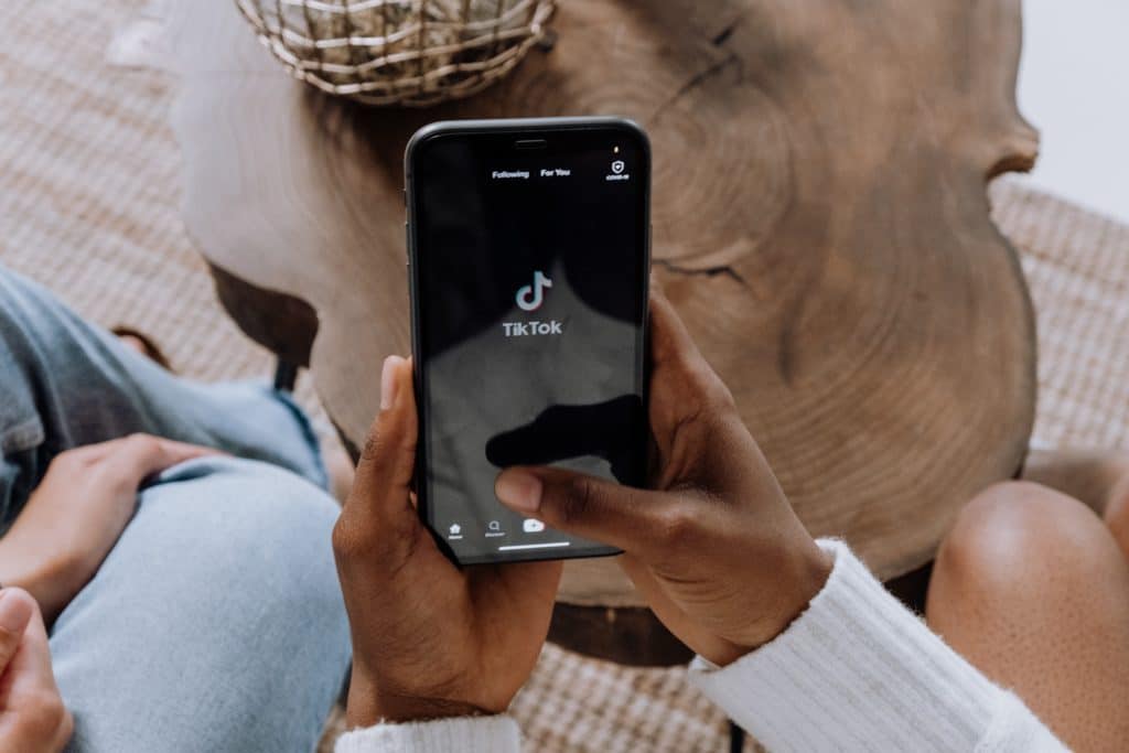 TikTok trials new AI-generated content labels