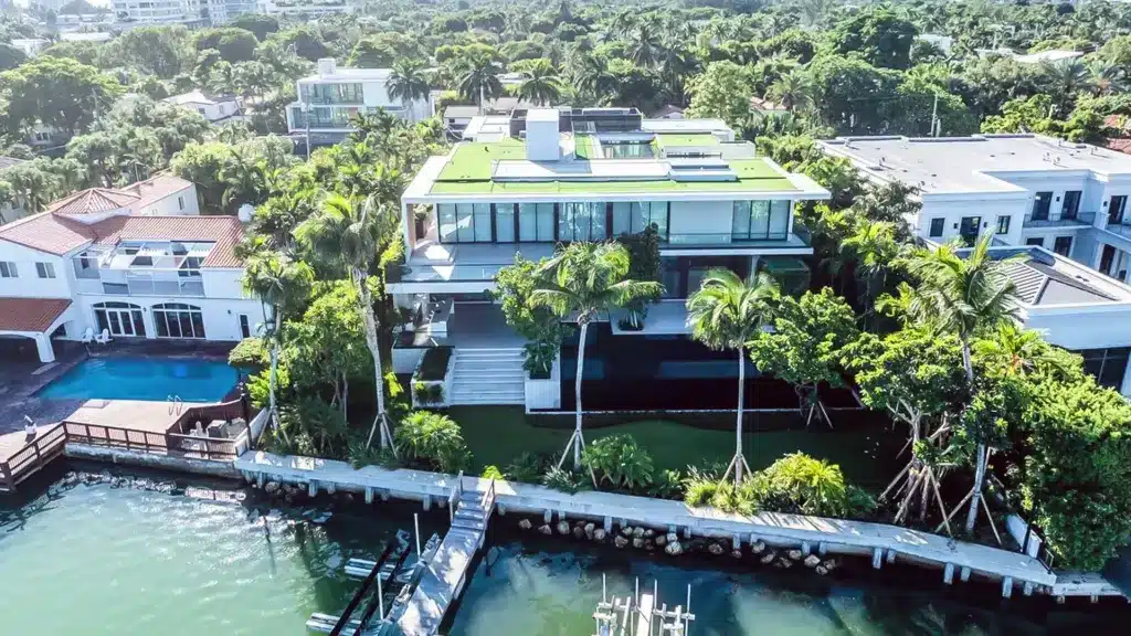 David Beckham - Luxury house